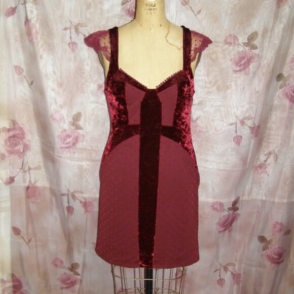 NWOT size L 8-10 Free People Madeline Velvet & Lace Dress - Picture 9 of 11